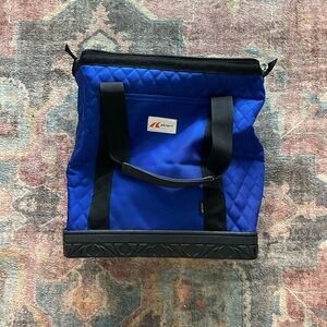 Detours Sports, Toocan Urban Bag with Durable Fabric and Black Accents